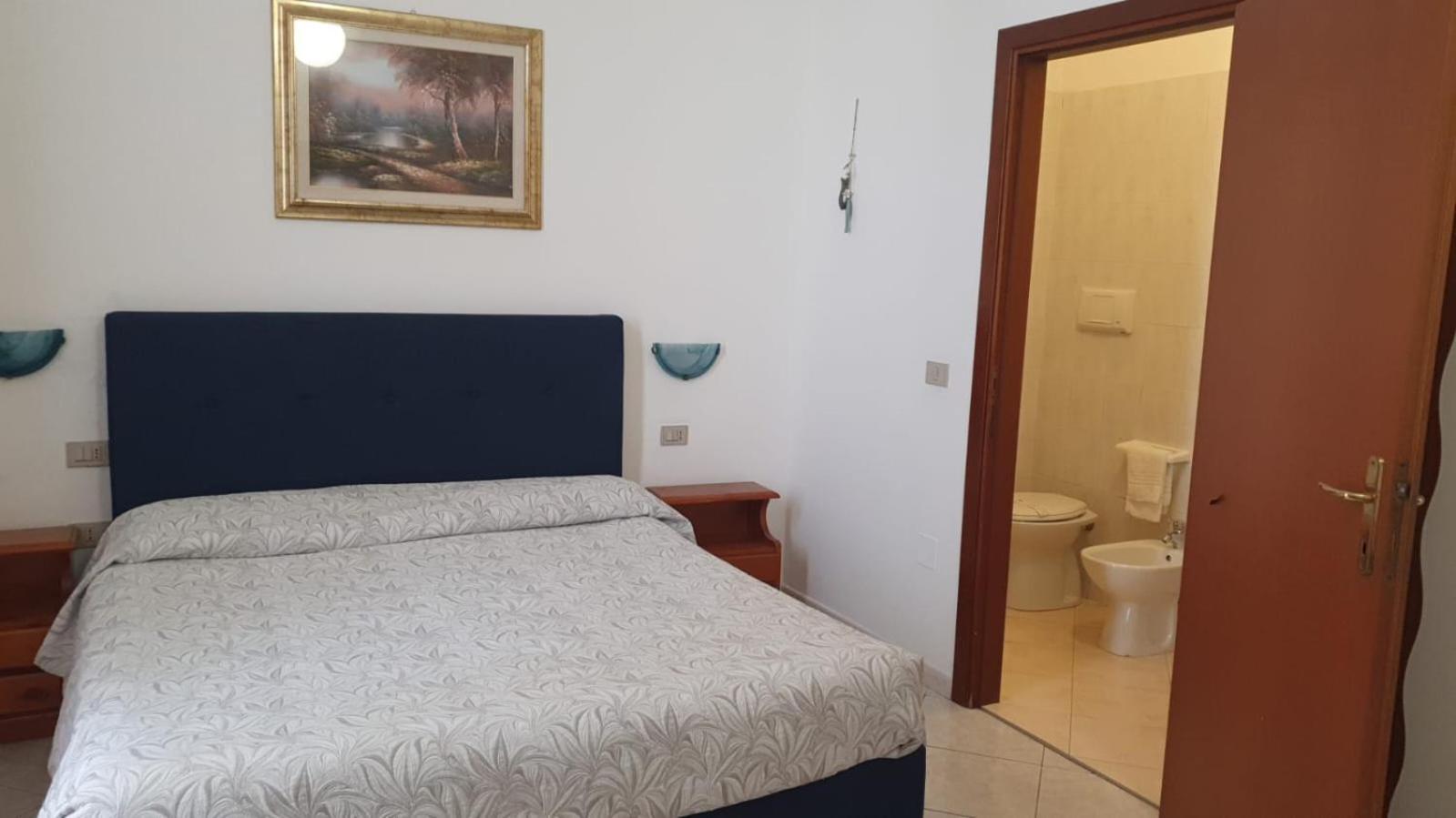 Hotel 4 Mori Cagliari Esterno foto